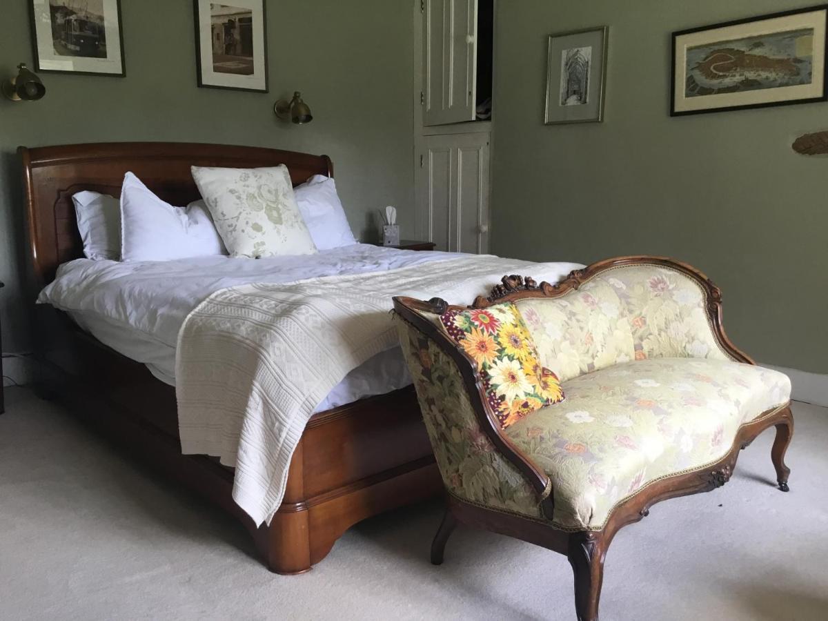 Forthay Bed And Breakfast North Nibley 外观 照片